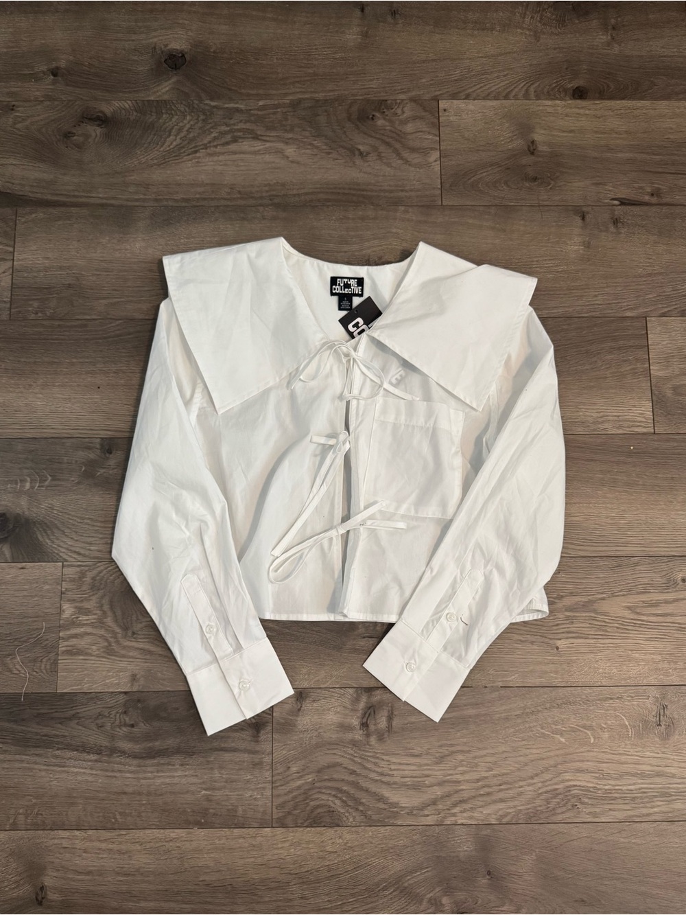 Cropped White Tie-Front Sailor Collar Button-Down Blouse